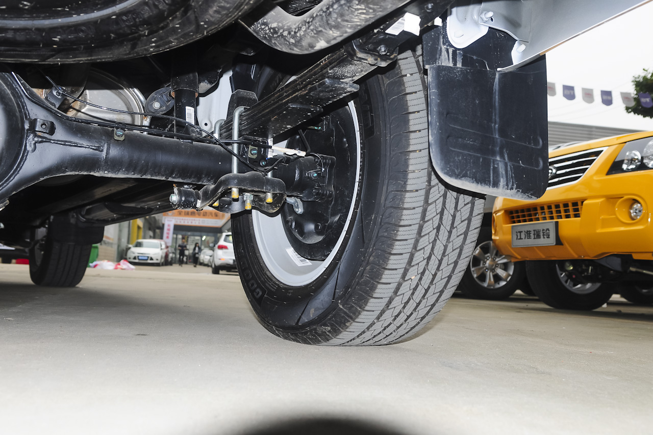 2015款 帅铃T6 2.0L汽油新锐型HFC4GA3-3D