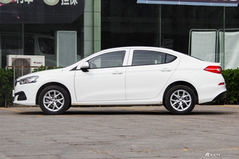 2017款中华H3 1.5L手动精英型