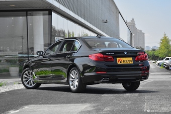 2018款宝马5系2.0T自动528Li上市特别版