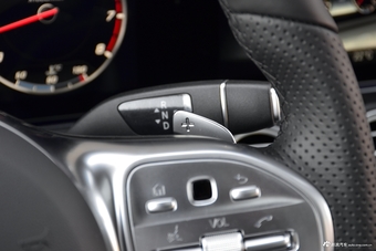 2019款奔驰E级2.0T自动 200L运动型4MATIC