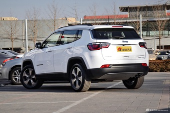 2017款指南者1.4T自动 200T臻享版