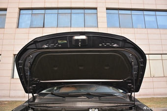 2017款长安CS95 2.0T自动四驱智尊版