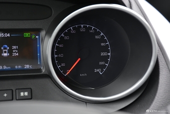 18款比亚迪元EV360 智联创酷型