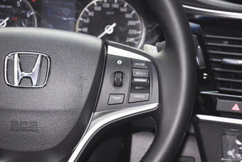 2015款思铂睿2.0L自动典藏版EXi-L