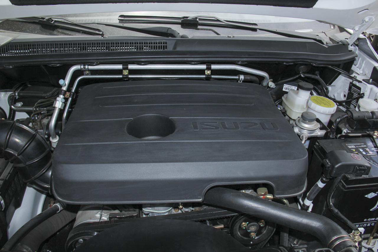 2018款庆铃TAGA 3.0T手动四驱超豪华版