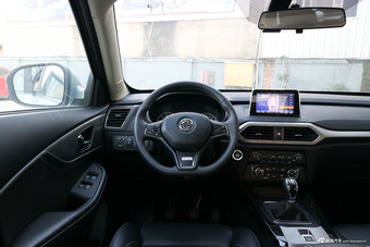 2018款风光S560 1.8L手动豪华型7座