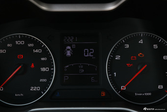 2017款名爵ZS 1.5L自动精英版 