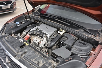 2017款DS 6 1.6T自动豪华版THP160