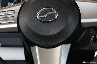 2018款中兴威虎 2.5T柴油国V两驱豪华型中双XD25T5