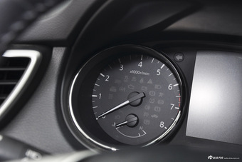 2016款逍客2.0L自动XV Prem豪华版