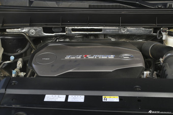 2017款传祺GS8 2.0T自动两驱豪华智联版320T