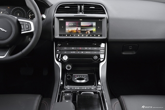 2018款捷豹XEL 2.0T自动250PS尊享版