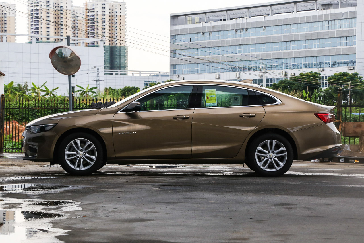 2016款迈锐宝XL 1.5T自动双离合锐享版 黄石棕