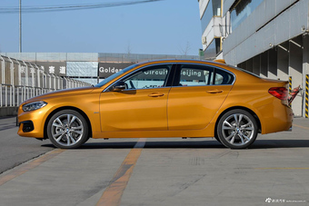 2017款宝马1系基本型