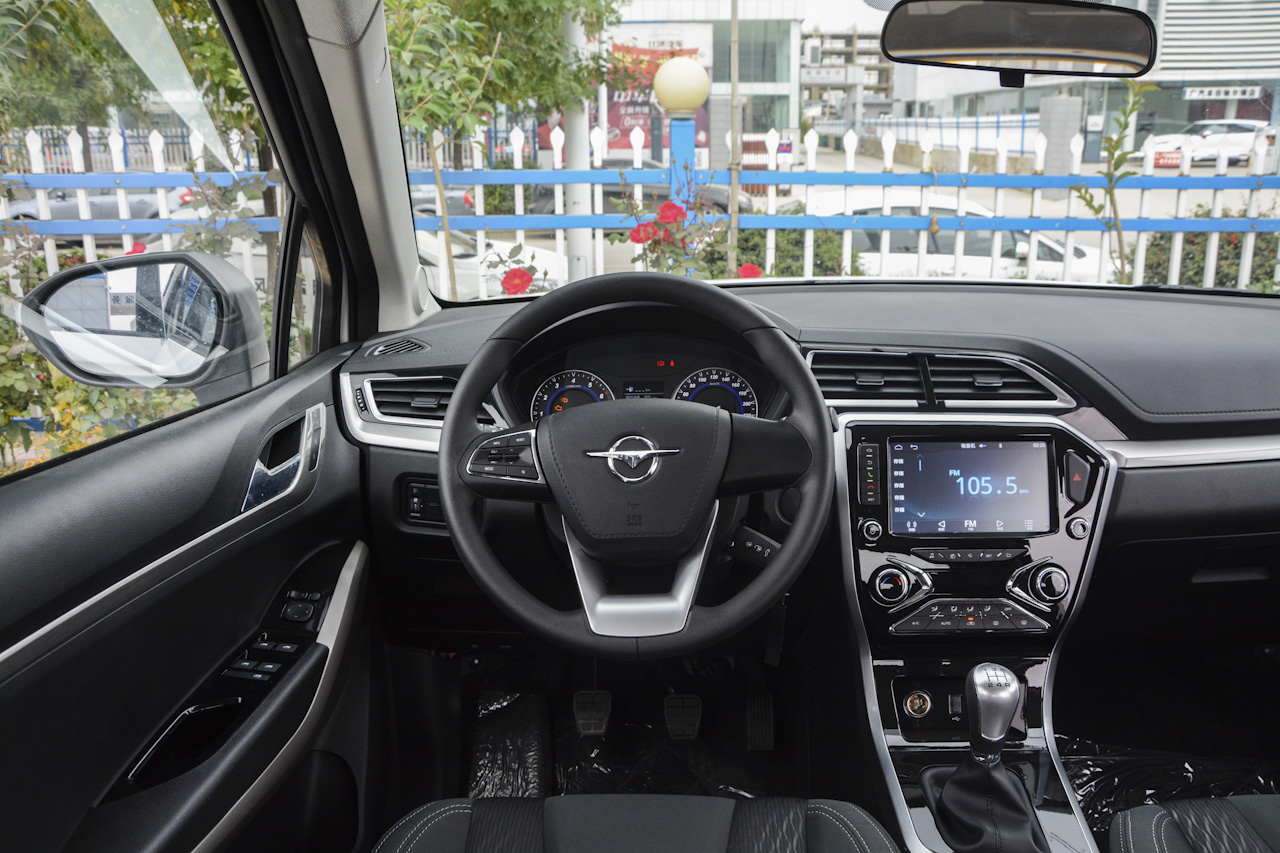 2018款海马S5青春版 1.6L手动精英型