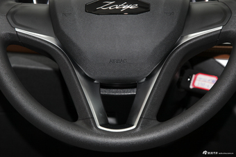 2017款众泰T300 1.5L手动精英型 