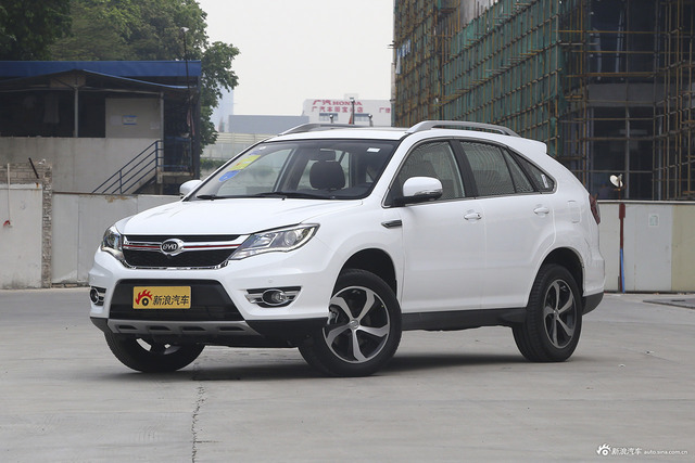 2017款比亚迪S7 2.0T自动豪华型