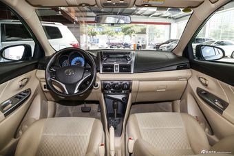 2014款YARiS L 致炫1.5L自动锐动版