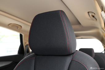 2017款宝骏560 1.5T 手动舒适型7座 