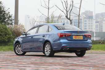 2017款荣威i6 1.0T互联网吞享版16T