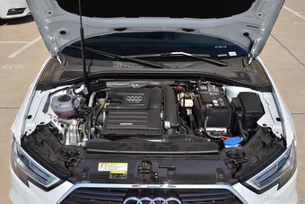2017款奥迪A3 1.4T自动Sportback 35 TFSI运动型图片