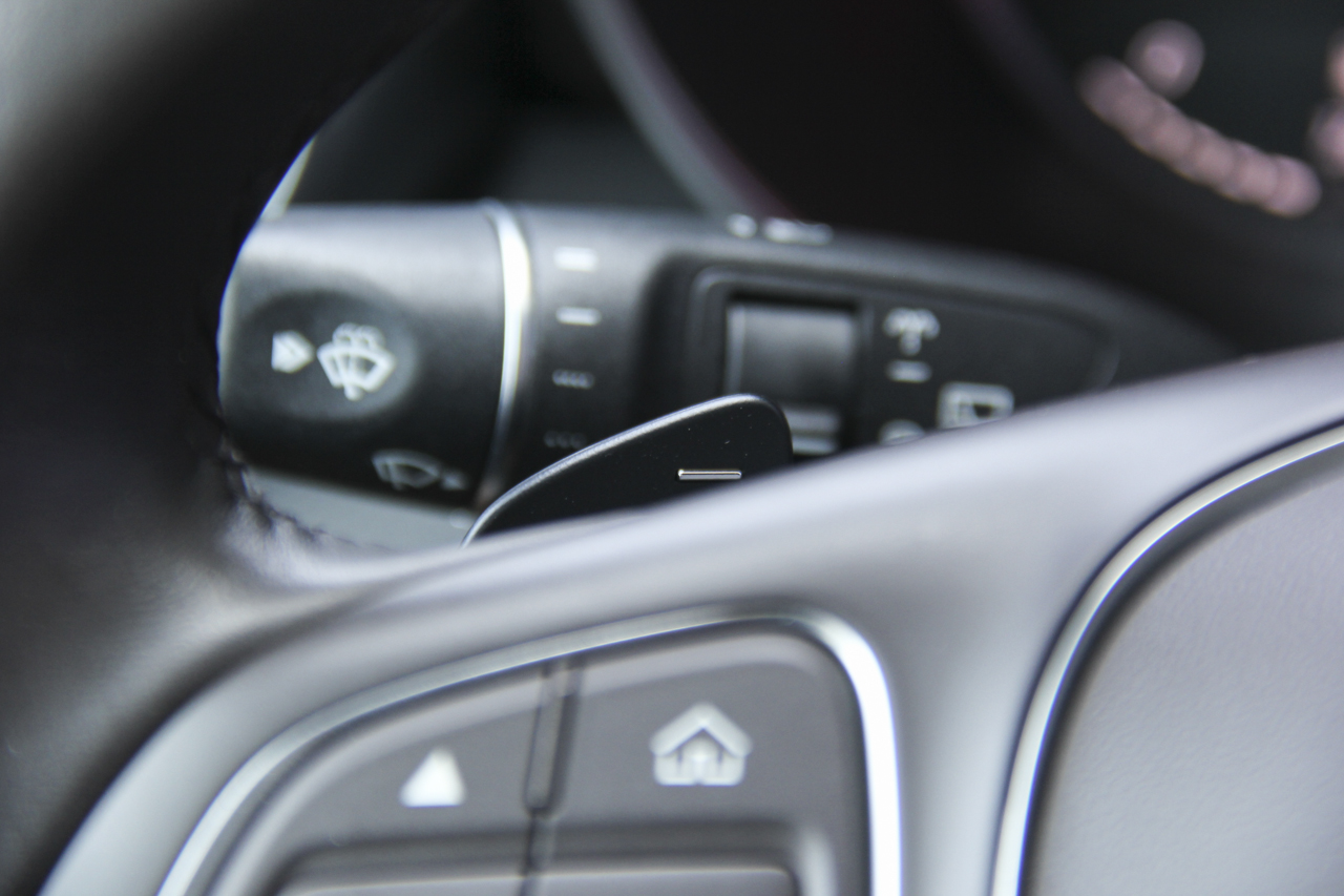 2018款奔驰GLC改款2.0T自动300 4MATIC动感型