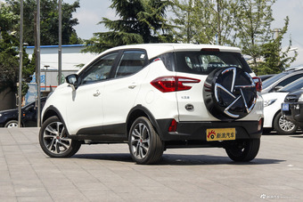 2016款比亚迪元1.5L手动豪华型