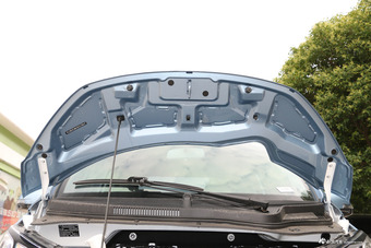 2018款众泰E200飞鱼座