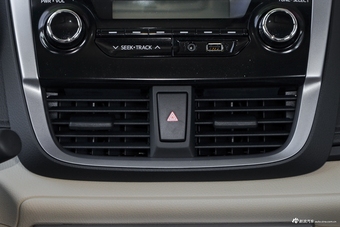 2017款威驰FS 1.3L手动锋锐版