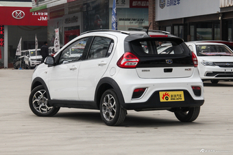 2017款吉利远景X1 1.3L自动乐趣版