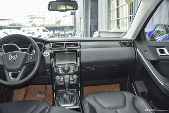 2016款驭胜S330 1.5T自动两驱时尚版