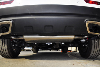 2016款众泰T600 2.0T自动旗舰型运动版