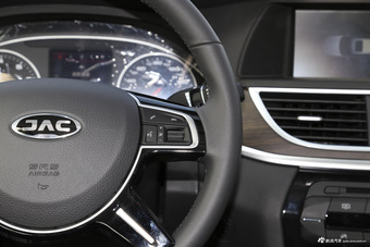 2017款瑞风A60 1.5T自动豪华型