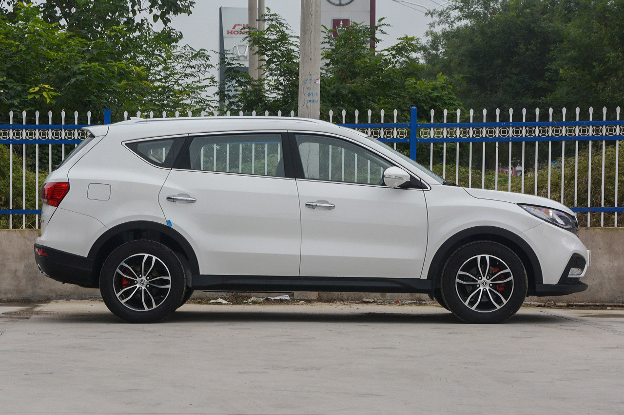 2017款风光580 1.5T自动智尚型