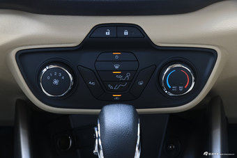 2017款福睿斯改款1.5L自动舒适型