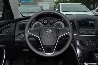 2017款君威1.6T自动领先技术型