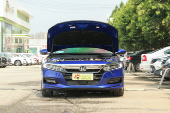 2018款雅阁1.5T自动尊贵版260TURBO