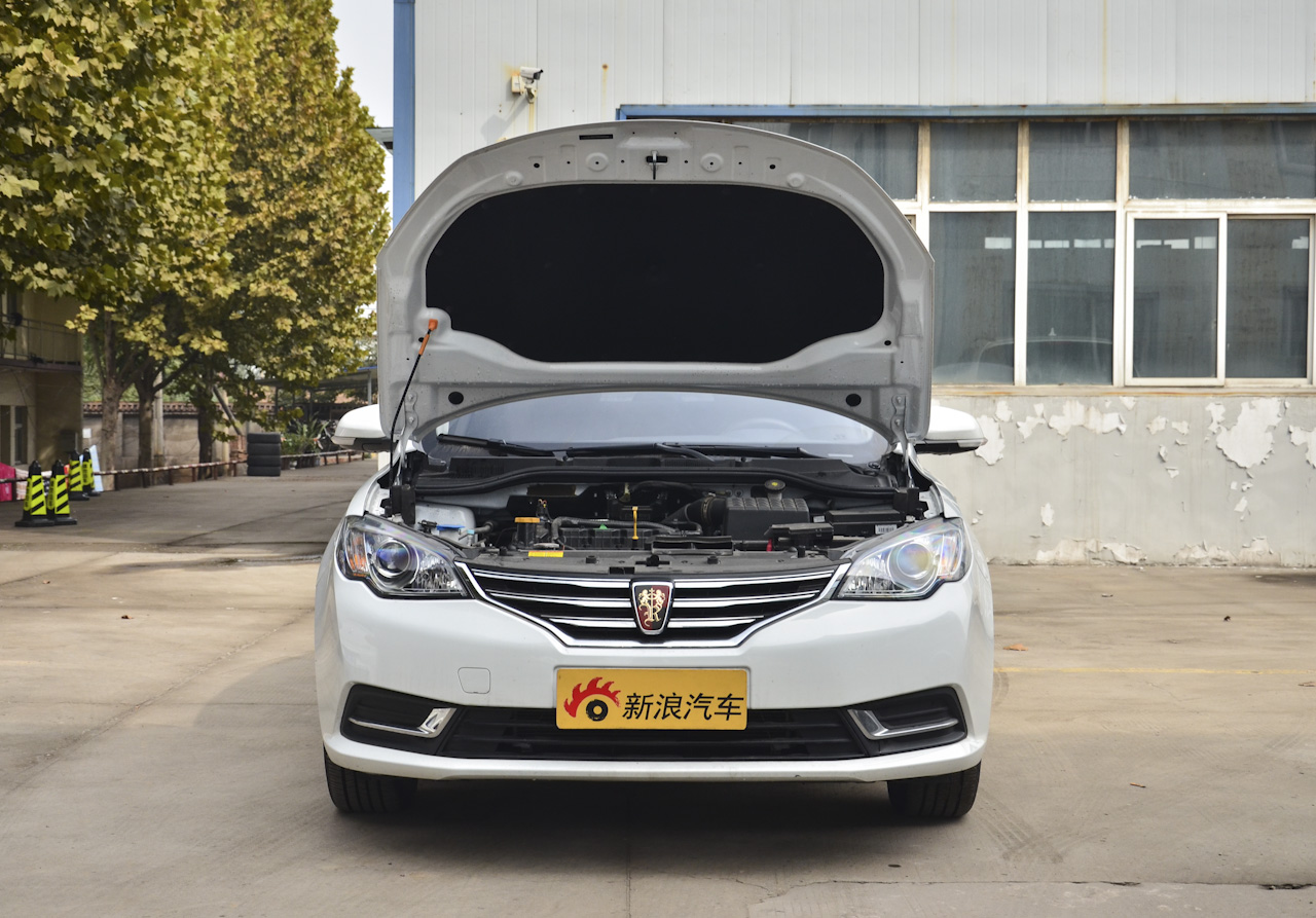 2017款荣威360 1.5L自动智屏版