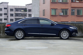 2017款金牛座2.0T自动豪华型EcoBoost 245