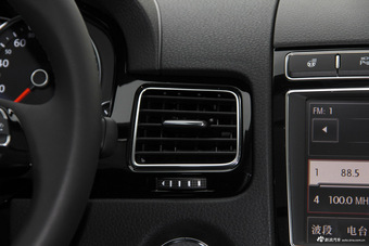 2017款途锐3.0T自动行政版 