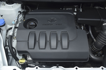 2016款昌河Q25 1.5L手动乐惠版 炫酷白