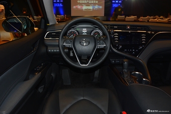 2018款凯美瑞2.5L 基本型