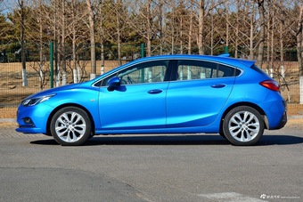 2018款科鲁兹两厢1.4T 双离合领锋版330T