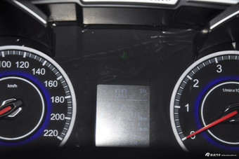 2016款中华V3 1.5L自动舒适型