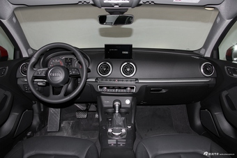 2017款奥迪A3 2.0TSportback 40 TFSI 风尚型