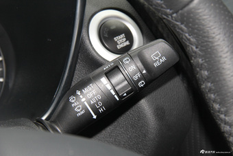 2016款驭胜S330 1.5T自动两驱旗舰版