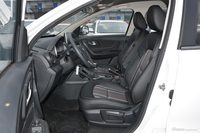 2018款奔腾X40网红版 1.6L手动舒适型