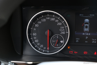 2018款野马T80 2.0T自动进取型