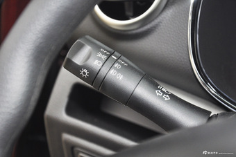 2015款启辰T70 2.0L自动睿行版