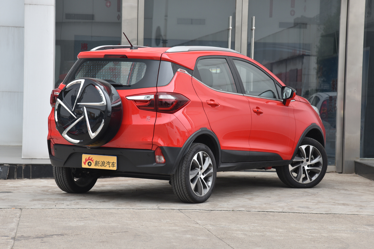 2017款比亚迪元1.5L手动酷炫互联型